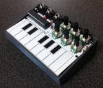 The TinyTS – DIY Synth