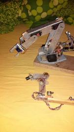 Homemade RobotArm Whit Special Homemade Controller