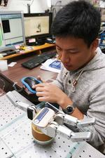 Prof. Jung Kim and Prof. Inkyu Park developed a tactile sensor that can act as a skin for a robot