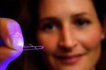 World first: new polymer goes for a walk when illuminated