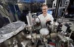 High resolution without particle accelerator