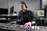 Musician Who Lost His Arm Plays Piano Again with AI Prosthesis