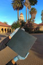 Stanford scientists invent ultrafast way to manufacture perovskite solar modules