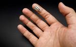 Calling all couch potatoes: this finger wrap can let you power electronics while you sleep