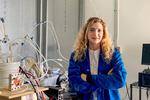 Using aluminum and water to make clean hydrogen fuel — when and where it’s needed
