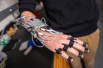 Fluidic circuits add analog options for controlling soft robots