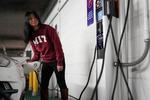 Minimizing electric vehicles’ impact on the grid