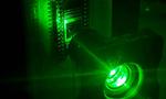 Tiny device mimics human vision and memory abilities